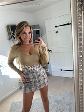 Load image into Gallery viewer, Checkered Belted Skort
