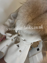 Load image into Gallery viewer, Sandy Beige Wool &amp; Cashmere Coat
