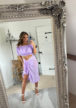 Load image into Gallery viewer, Frilly Ruffle Lilac Sarong
